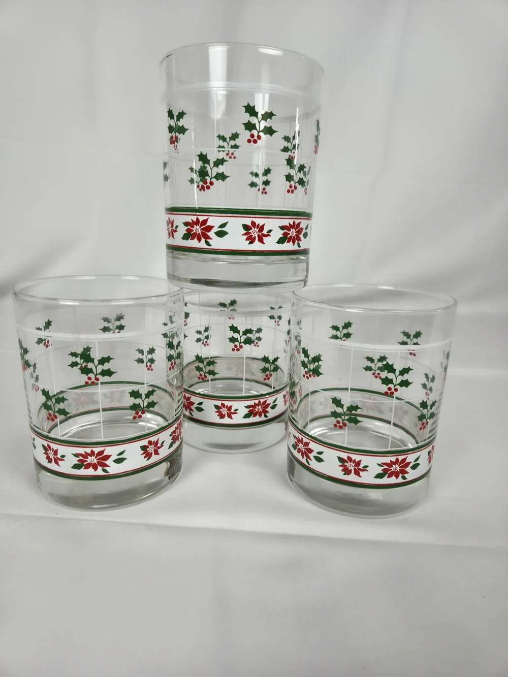 Libbey Holiday Holly and Poinsettia Glass Tumblers in Red and Green